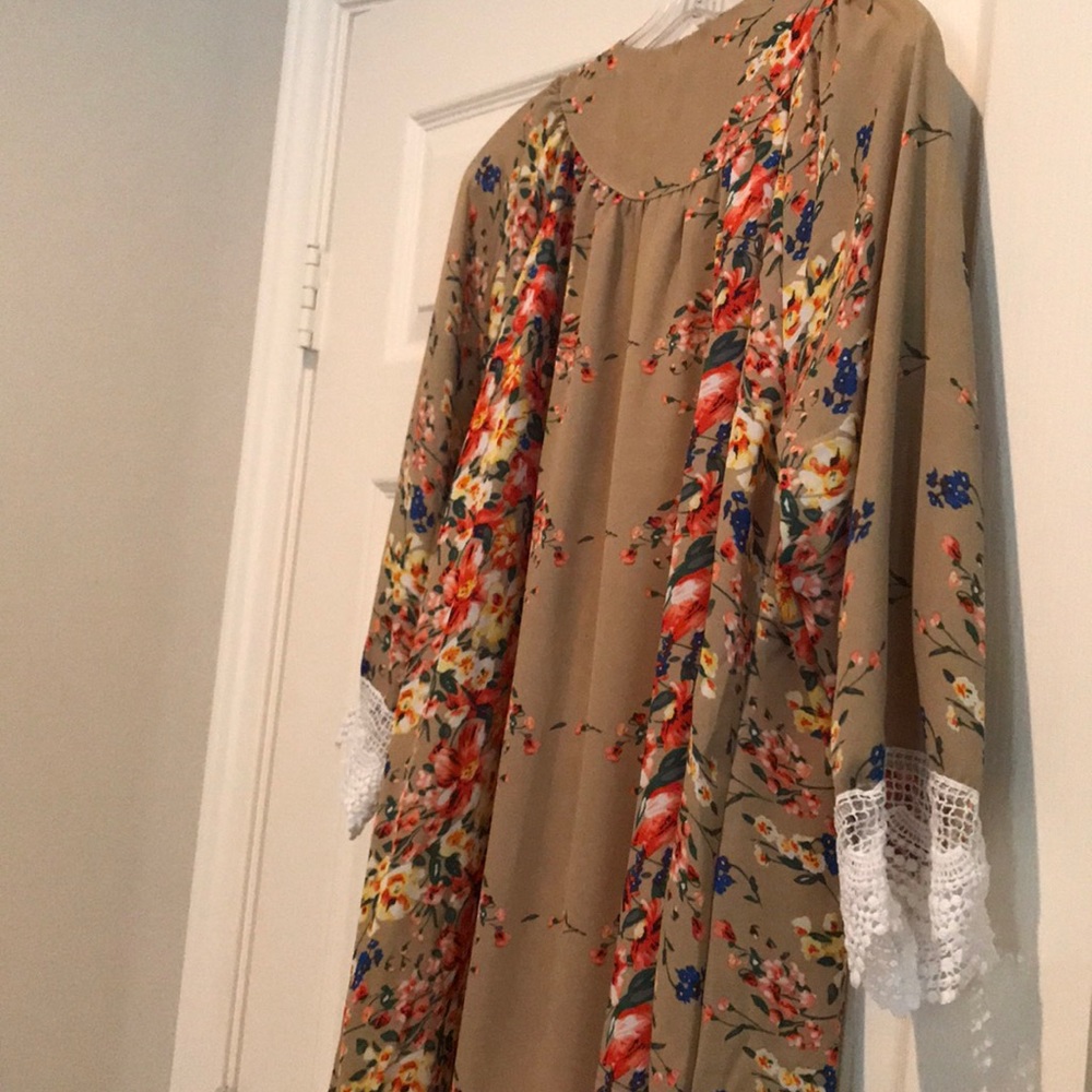 Cardigan - Picture 3 of 4